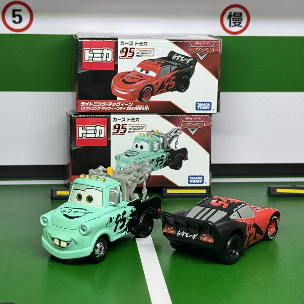 TAKARA TOMY Tomica Disney Lightning McQueen 2024 специальное издание игрушка из сплава мотор литая под