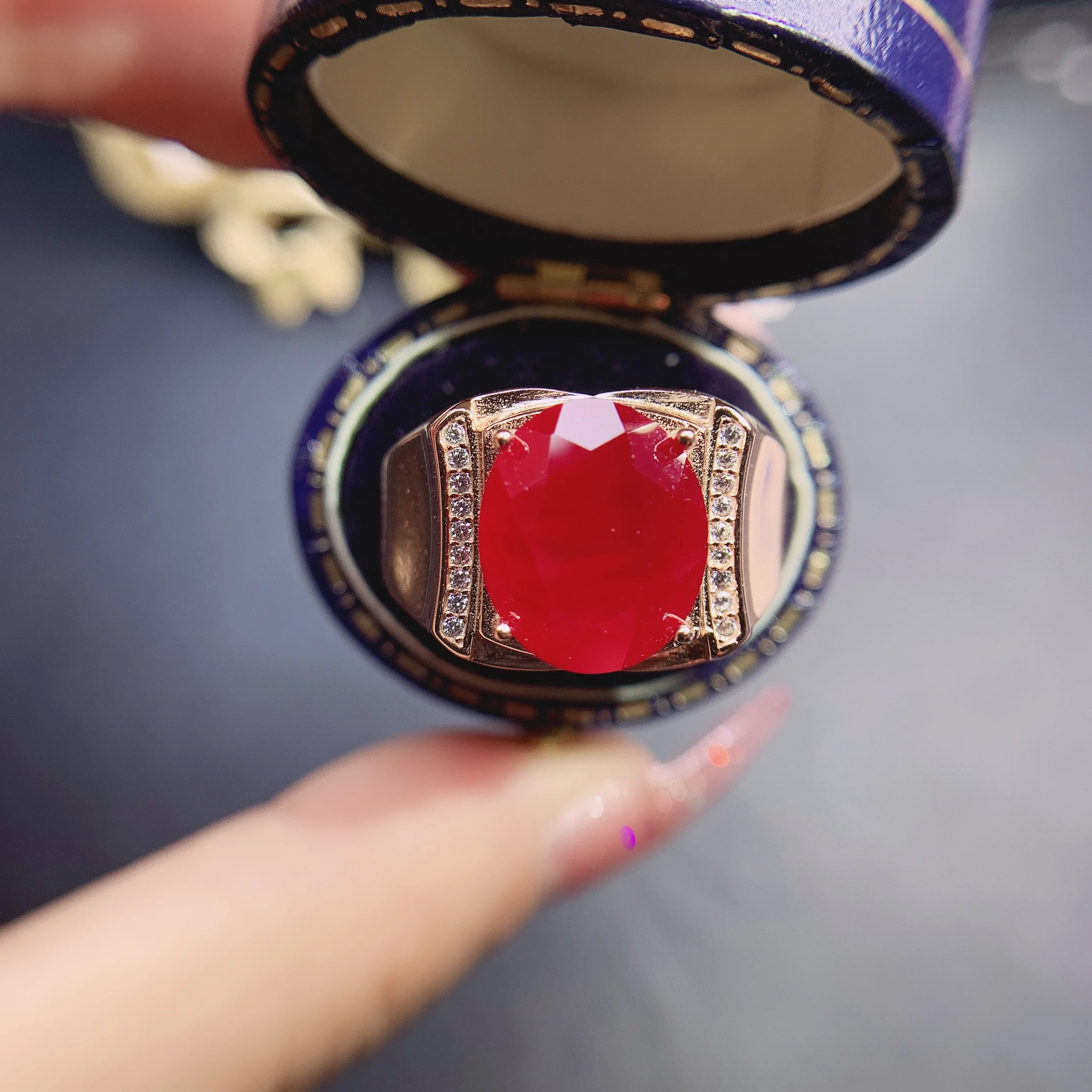 

[M & t] искусственное серебряное кольцо с натуральным Рубином, мужское роскошное ювелирное изделие, подарок для вечеринки, помолвки, свадьбы