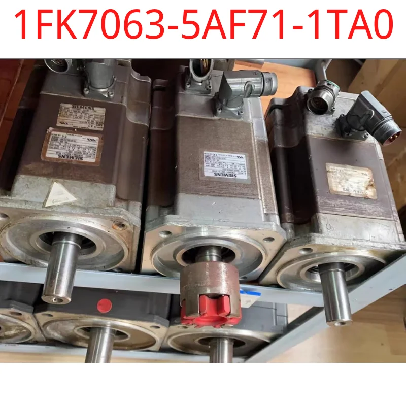 

Used test ok 1FK7063-5AF71-1TA0 SIMOTICS S synchronous servo motor 1FK7 Compact 11 Nm, 100K 3000 rpm, 2.29 kW