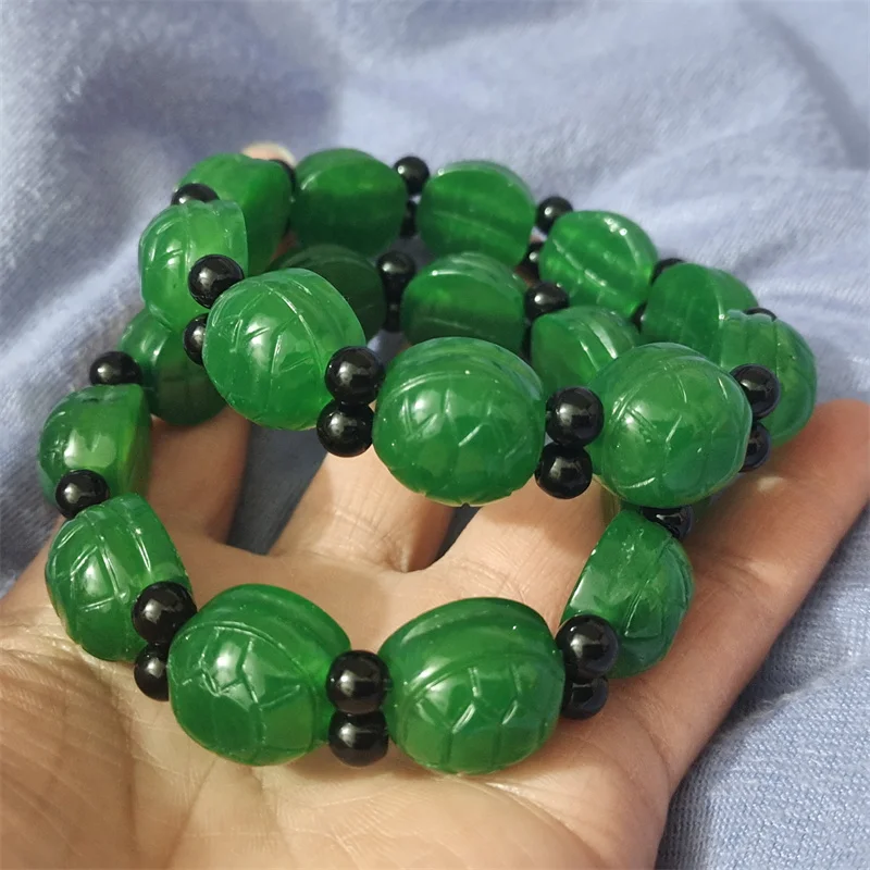 

Hot selling natural hand-carve Jade Burmese emeral green money turtle Baranglet fashion accessories Men Women Luck Gifts Amulet