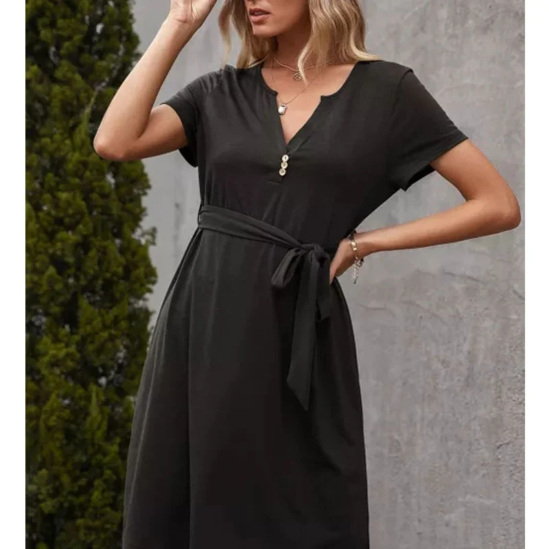 

Женское летнее приталенное платье с V-образным вырезом и коротким рукавом