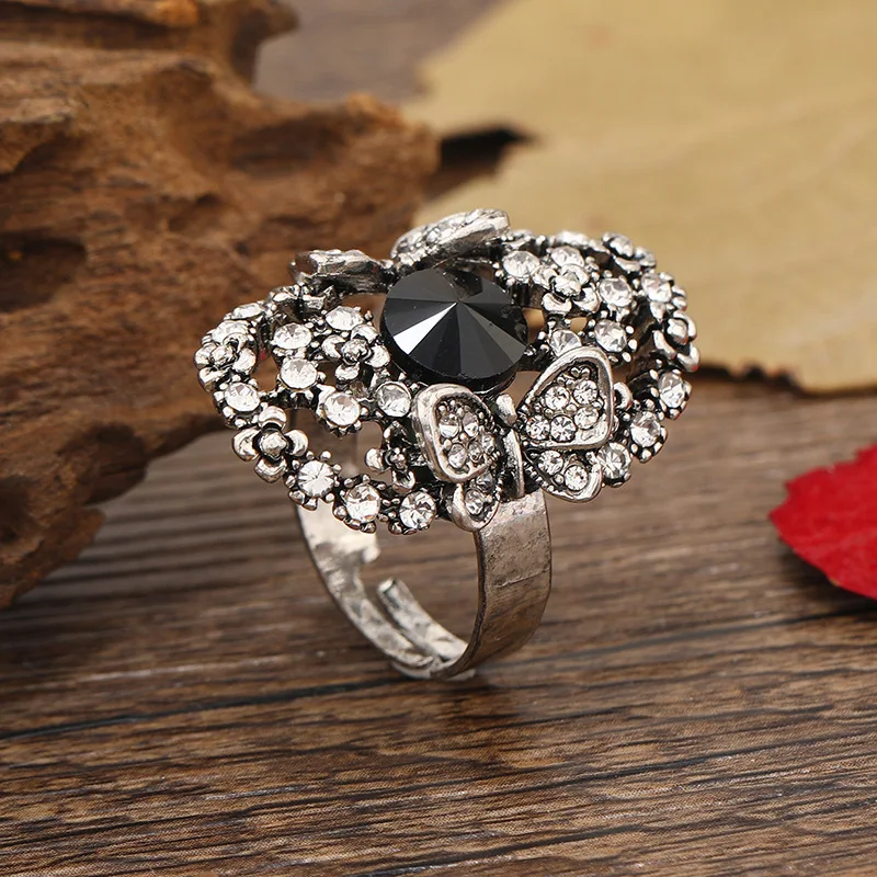 Винтажные серебряные кольца с бабочкой для женщин, элегантные черные Crtstal, полные стразы, обручальные кольца, шикарные ювелирные изделия
