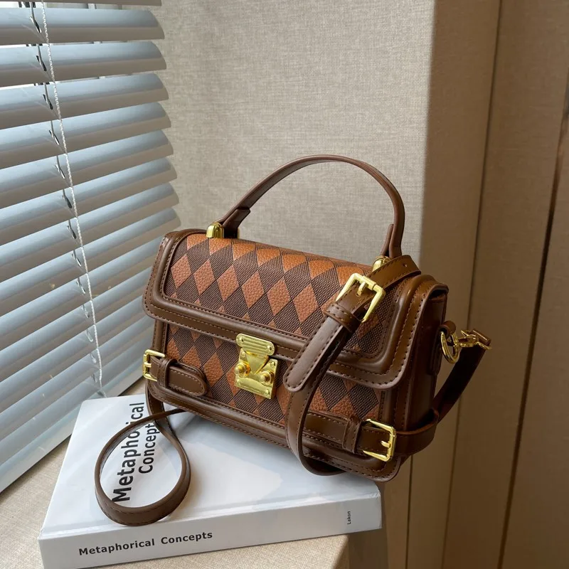 Fashion Letter PU Leather Small Flap Crossbody Bags For Women 2023 Summer Lady Chain Shoulder Handbags Designer Luxury Purses