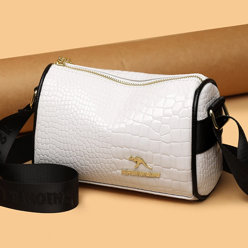 Кожаные сумки-мессенджеры на плечо