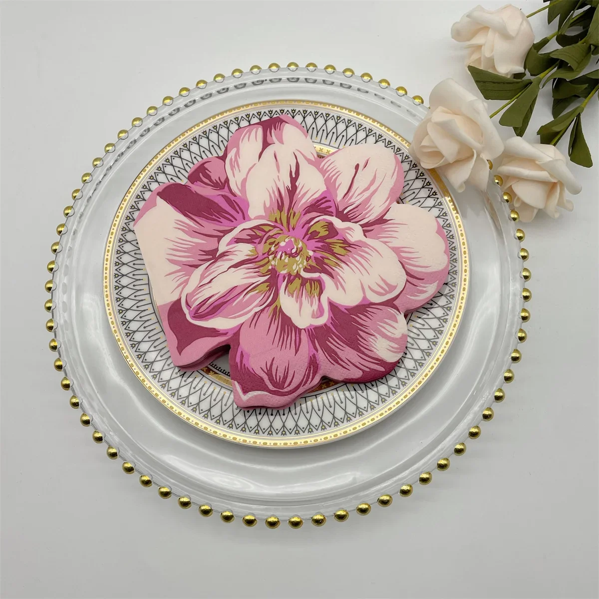 

Одноразовые салфетки GUANYAO с цветочным принтом 20 шт.