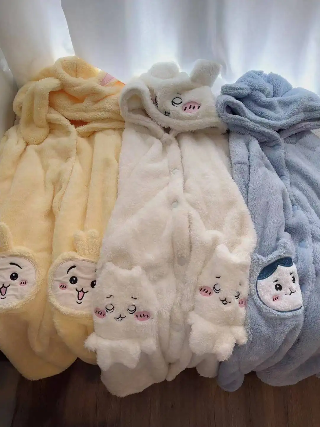 Chiikawa зимняя ночная рубашка с капюшоном женская Usagi Hachiware милые плюшевые пижамы