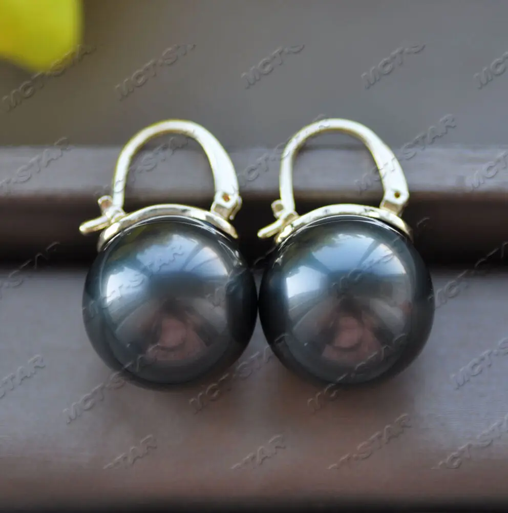 

Z11836 16mm Black Round South Sea Shell Pearl Dangle Earring