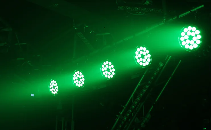 8 unids 18x18 w led par luces con 1 flight чехол uv 6 в rgbwa luz | Освещение