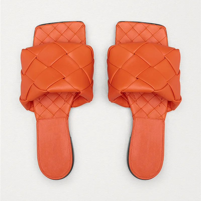 

Женские шлепанцы на плоской подошве, из натуральной кожи