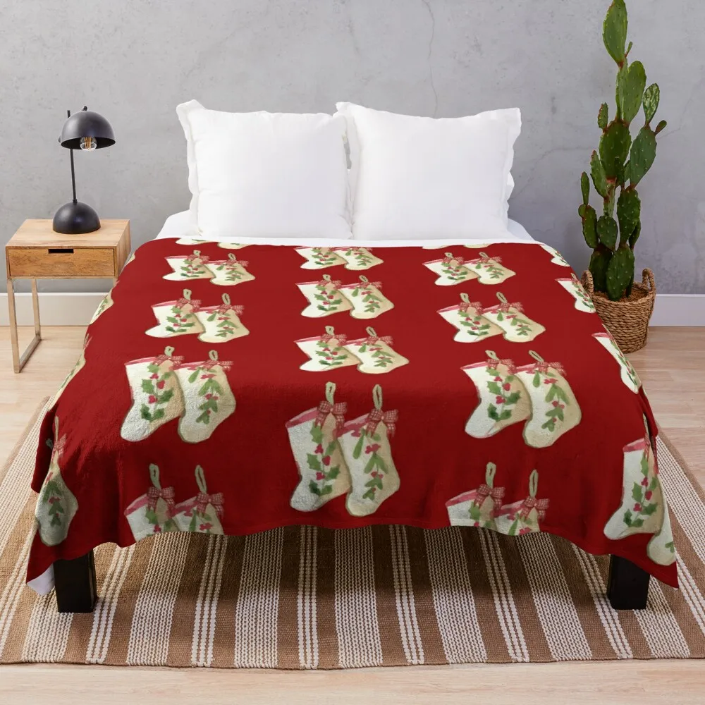 

Одеяло в шотландскую клетку в виде Санты