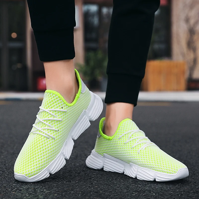 Men's Lightweight Casual Shoes 2023 Summer Breathable Sports Sneakers Male Free Shipping Comfortable Outdoor Jogging Shoes Man