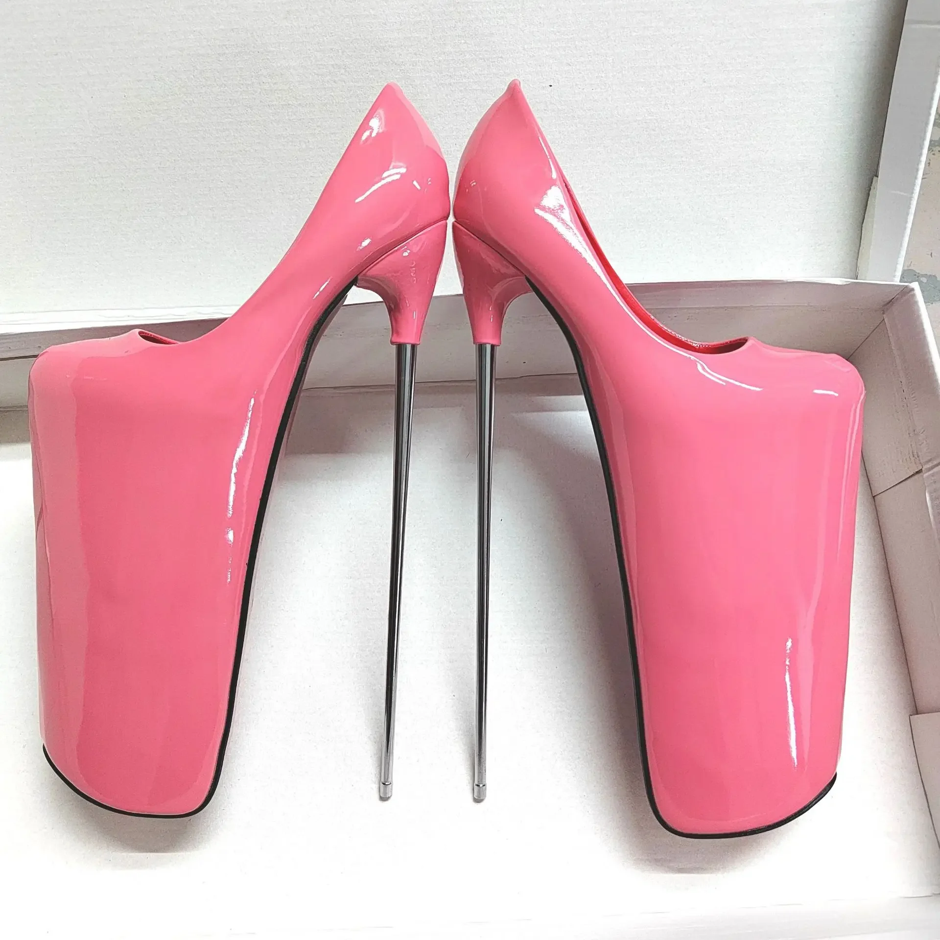 2025 Сверхвысокие туфли на тонком каблуке 30 см из лакированной кожи с рыбьим ртом 19