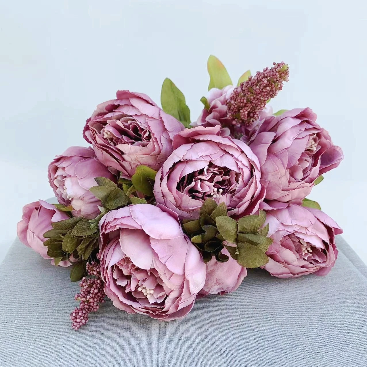 

1PC Silk Flower European 1 Bouquet Artificial Flowers Fall Vivid Peony Wedding Home Party Decoration 13 Branches