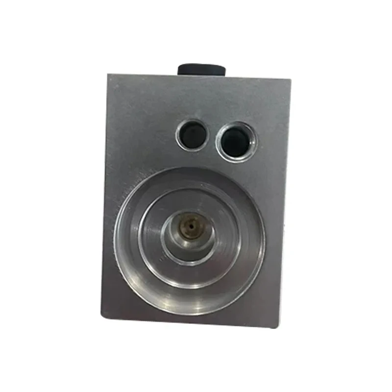 Расширительный клапан кондиционирования воздуха в присутствии электронного