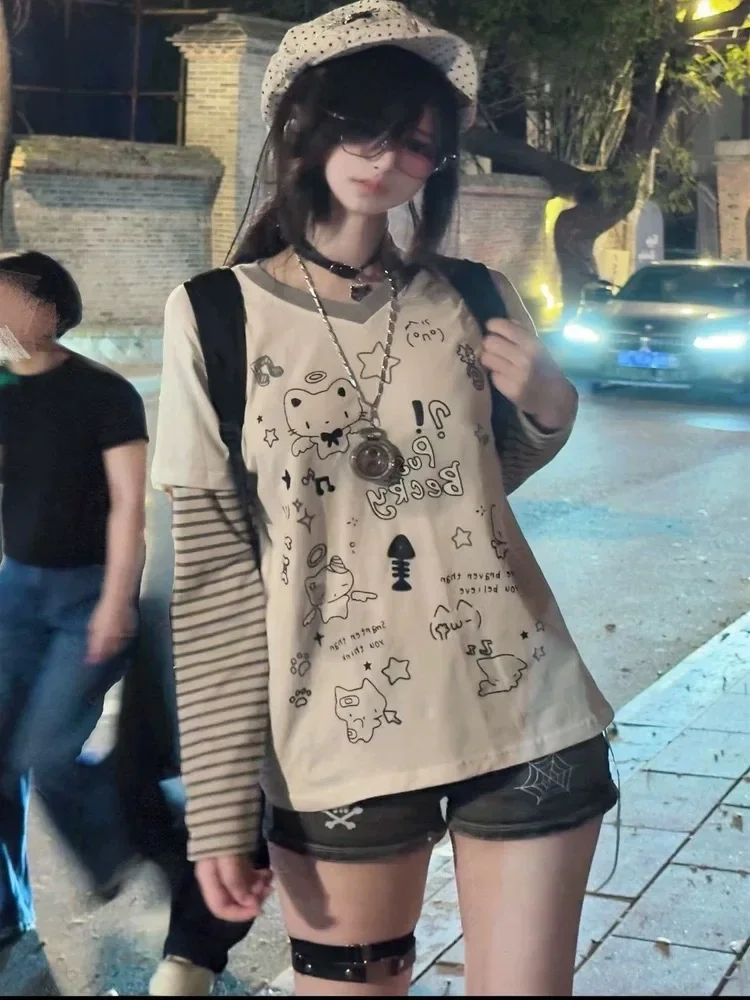 Фото Новые Y2k белые Kawaii Juminocore женские поддельные футболки из двух предметов милые полосатые футболки с длинными рукавами в японском стиле свободные эстетические №5