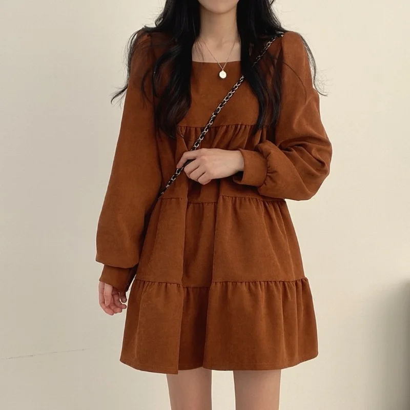 Женские платья с длинным рукавом однотонные нежные стильные платья-трапеции в