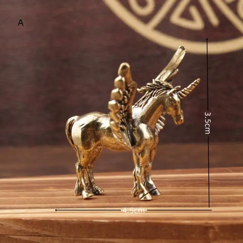 

Миниатюрная статуэтка летящей лошади из резины