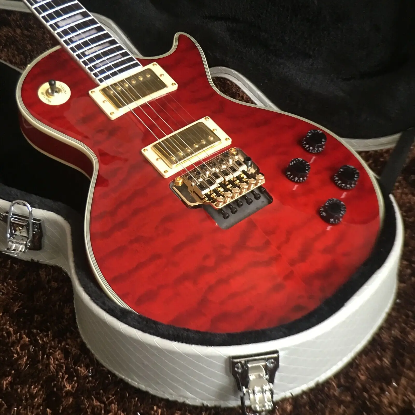 

Guitar Production Plant Custom Made Electric Guitar Red vibrato guitar