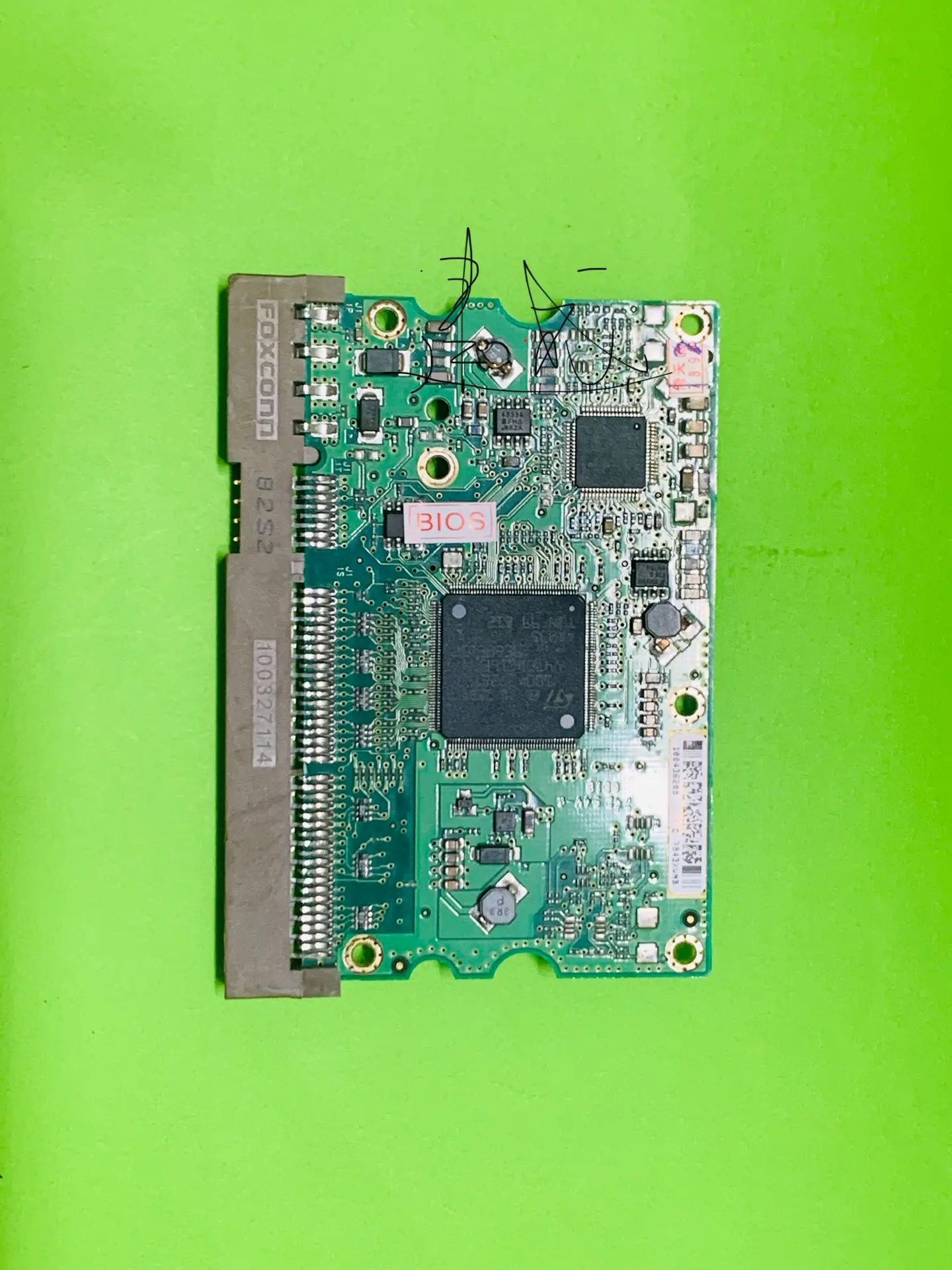 Seagate hard disk circuit board No./100406538 REV A, 100436208, 100406534, 100406539, ST3320620AS, ST3200820AS