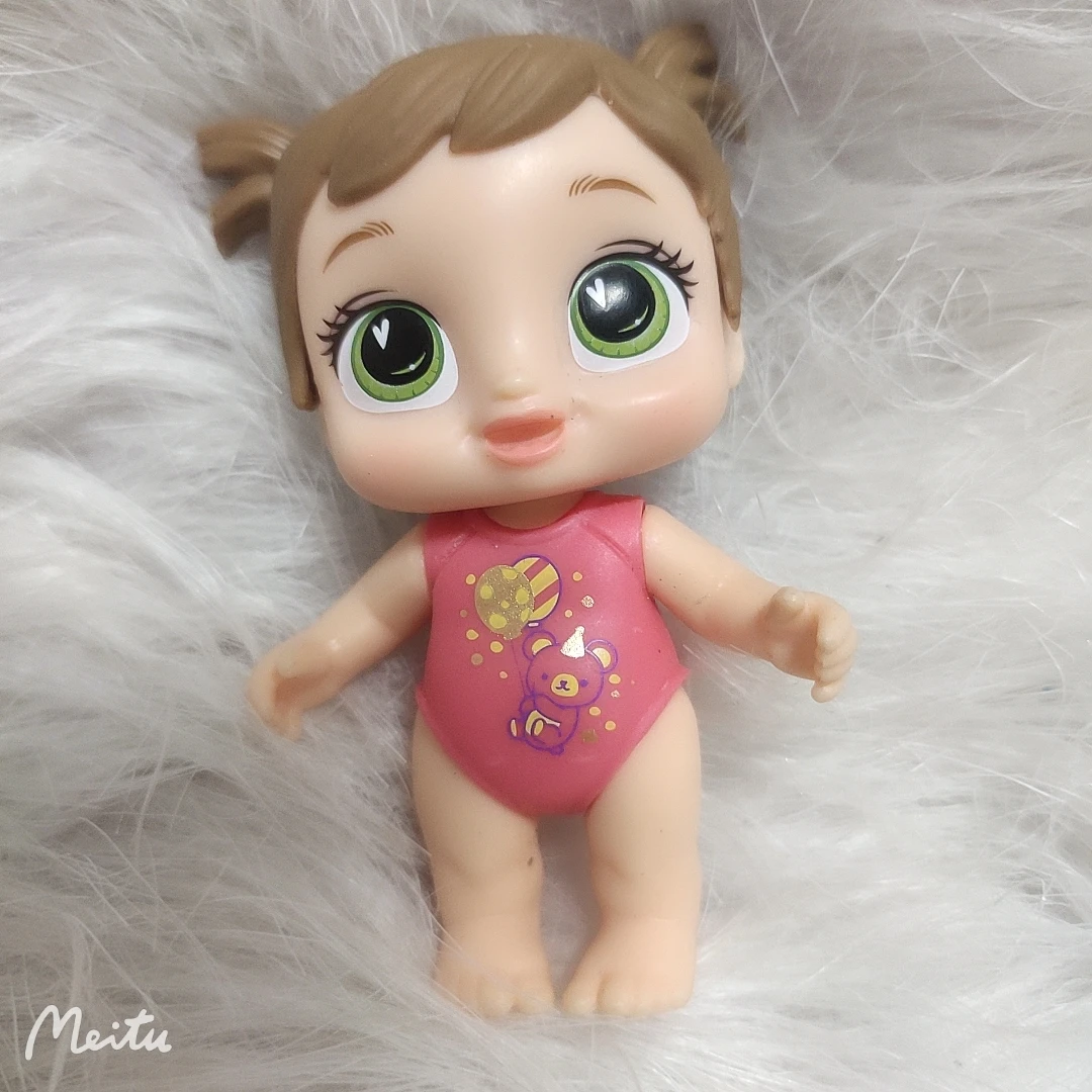 

8cm Original doll lovely 5 joints naughty doll coffee white Wear a vest princess Lovely little doll Christmas Gift