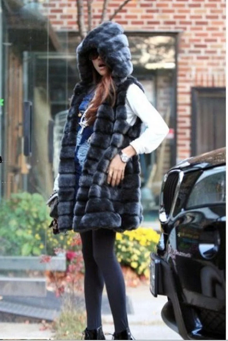 Elegant 2021 Oversized Hooded Faux Fur Coat Gilet Women Winter Autumn Sleeveless Fur Jacket White Slim Long Coat Fourrure Femme