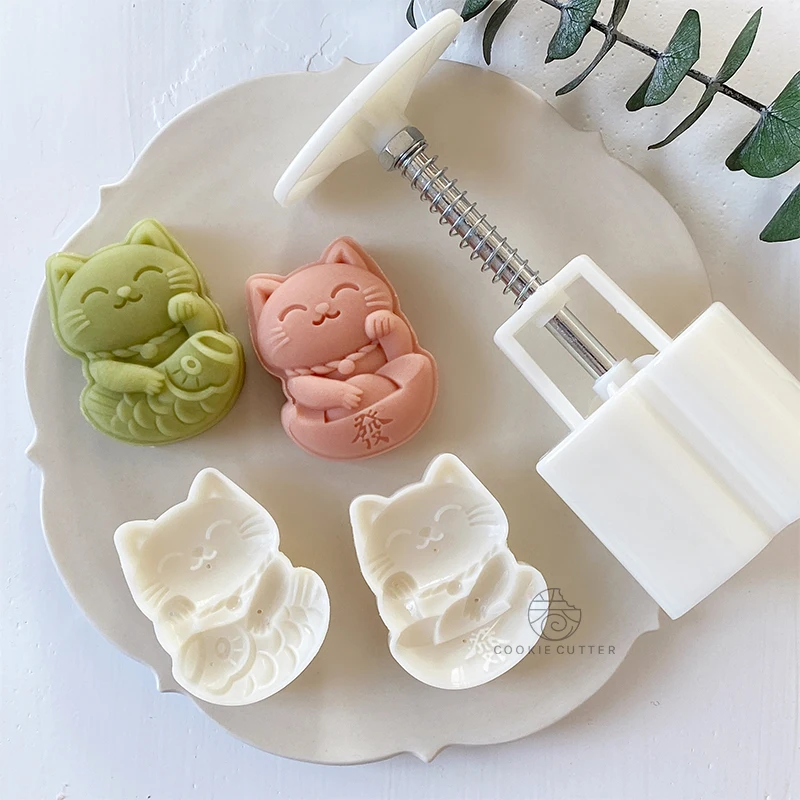 

3Pcs/Set 2022 New Year Mooncake Mold Lucky Cat Mung Bean Pastry Pineapple Cake Baking Tools Home DIY Kitchen Accessories
