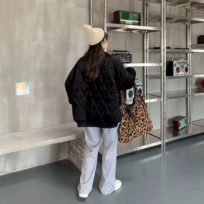 New 2023 Autumn Winter Female Overcoat Women Thick Jackets V-neck Puffer Corduroy Parkas High-Quality Warm Vintage Wild Coats