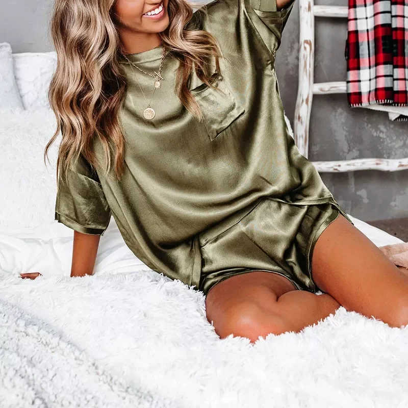 

New Solid Color Round Neck Short-sleeved Women's Comfortable Underwear Set Crop Top Shorts Pajamas Set Pajamas Satin Femme Pajam
