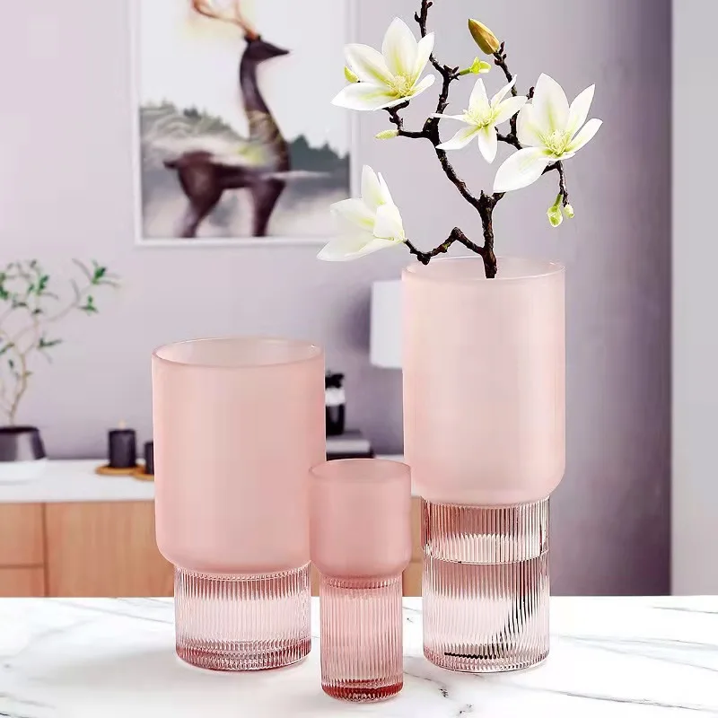 

Creative Transparent Glass Striped Vase Pink Frosted Bedroom Art Flower Arrangement Home Hydroponic Vase Wedding Home Decoration