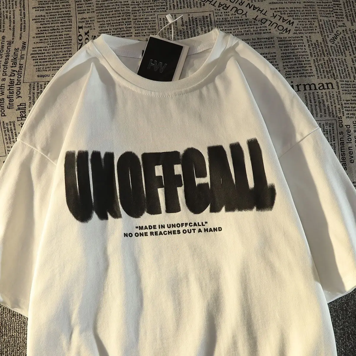 

Футболка мужская хлопковая с принтом, брендовая дизайнерская тенниска с короткими рукавами, универсальная Свободная майка с полурукавами для студентов