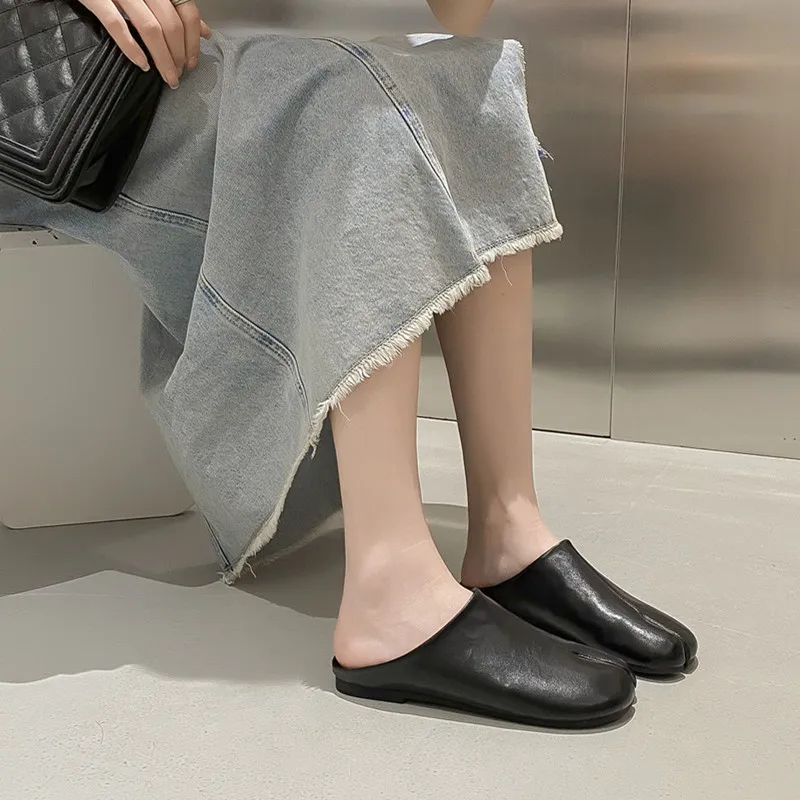 

Новинка лета 2023, шлепанцы из овечьей кожи с закрытым носком в стиле ретро, женская верхняя одежда, босоножки с разрезами на костяшках свиньи