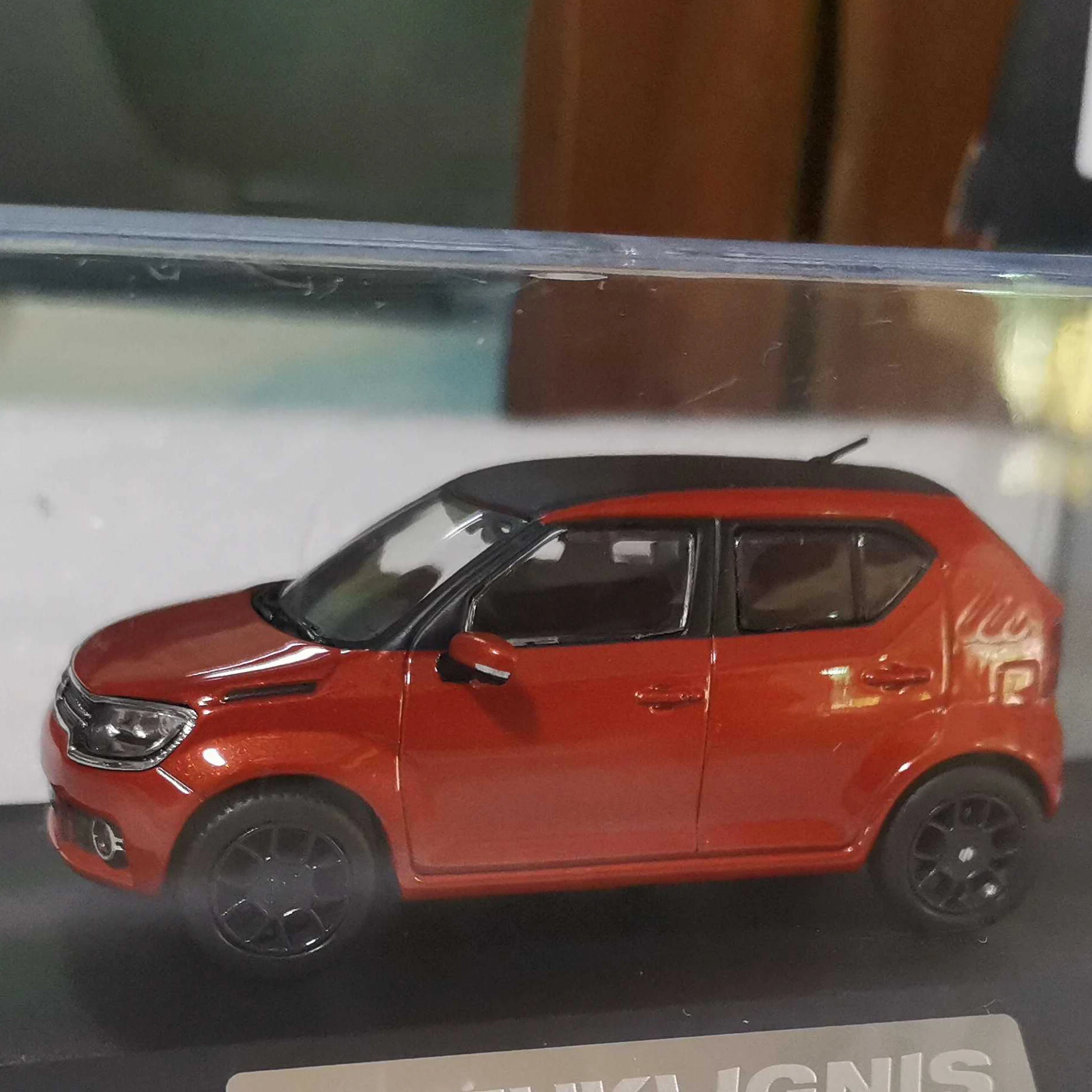 IGNIS Микромодель автомобиля из пластика и сплава 1:43 белый оранжевый синий