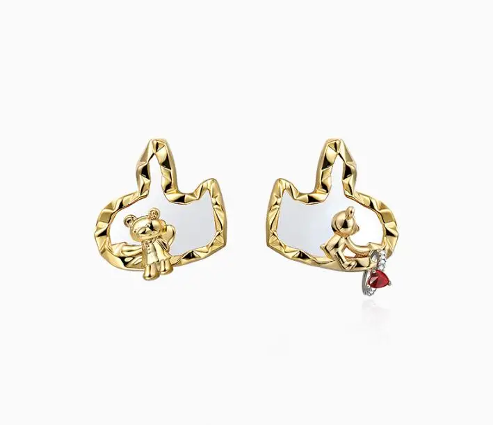 

Женские серьги-гвоздики с фианитами, в виде сердца