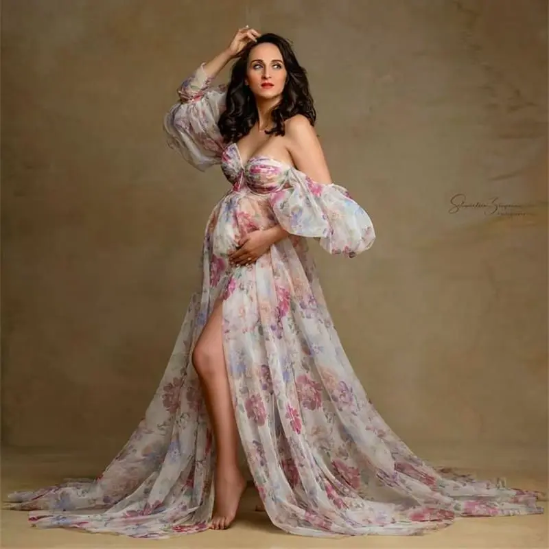 

Шифоновое платье для беременных с цветочным принтом с длинными рукавами-фонариками и разрезом спереди