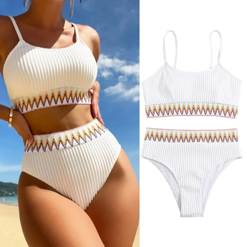 

Женский купальник из двух предметов с высокой талией и принтом в виде шеврона