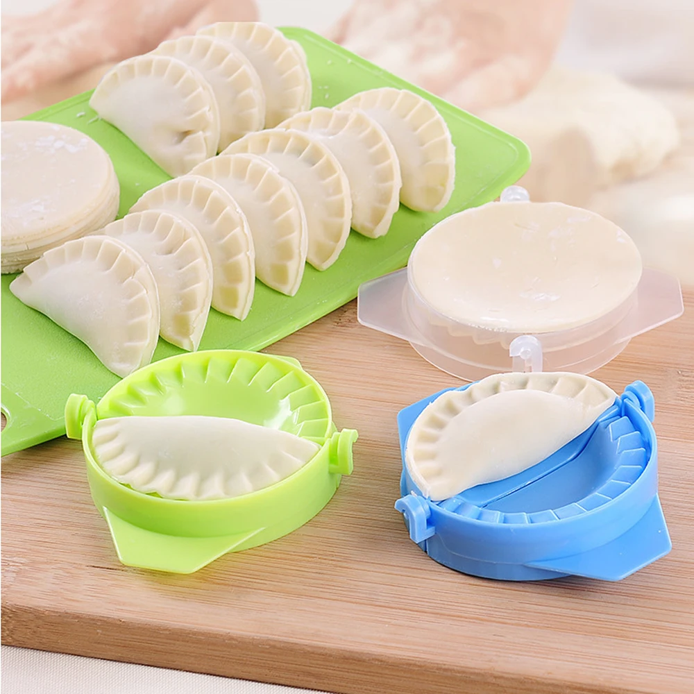 

DIY Plastic Dumpling Maker Mould Hand Dough Press Dumpling Pie Ravioli Making Gadget Clip Kitchen Baking Pastry Tool Accessories