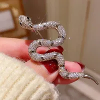 Серебряные броши Металлическая Змея