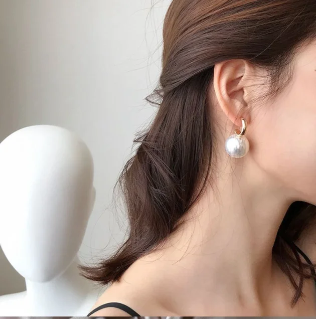 

2022 Trend Elegance Trendy Pearl Personality Pendant Earrings Simplicity Ladies Elegant Temperament Party Eardrop Jewelry Gifts