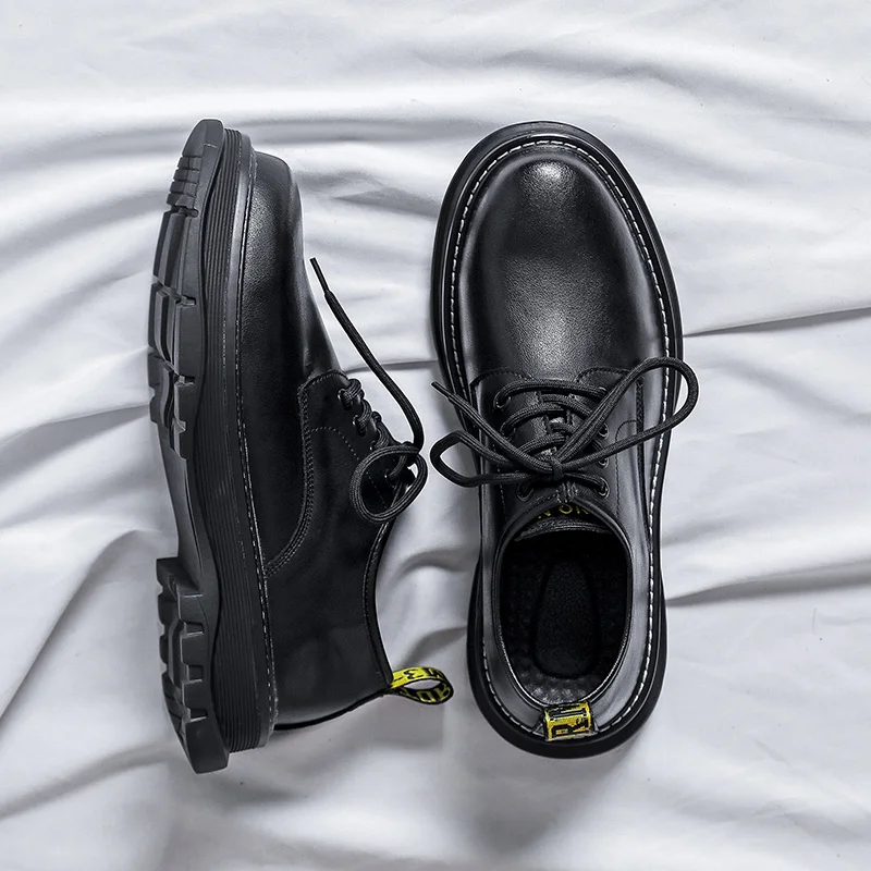 

Мужские кожаные лоферы Martin в британском стиле, повседневная Брендовая обувь на плоской подошве для сцены, модные мокасины, мужские роскошны...