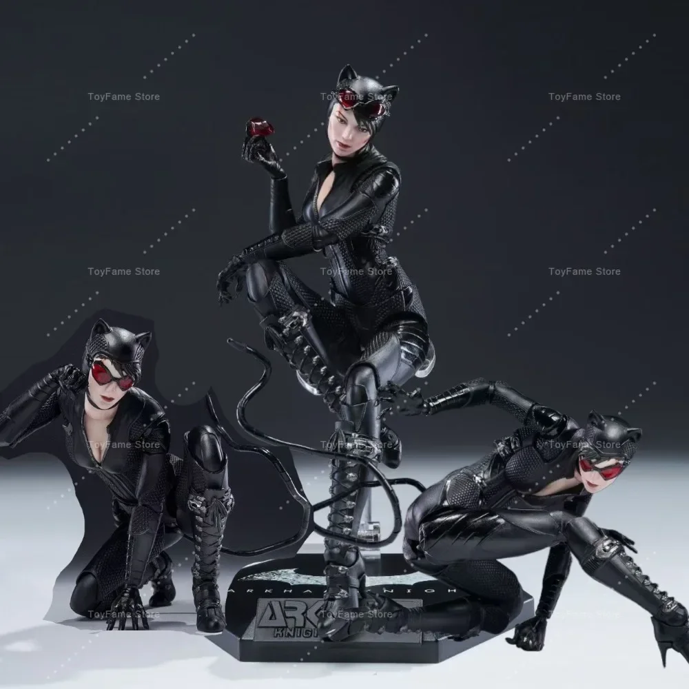Фото Новая фигурка Catwoman из Batman Arkham Knight от Yuanye Culture-Best Manufacturing, масштаб 1/12 №1