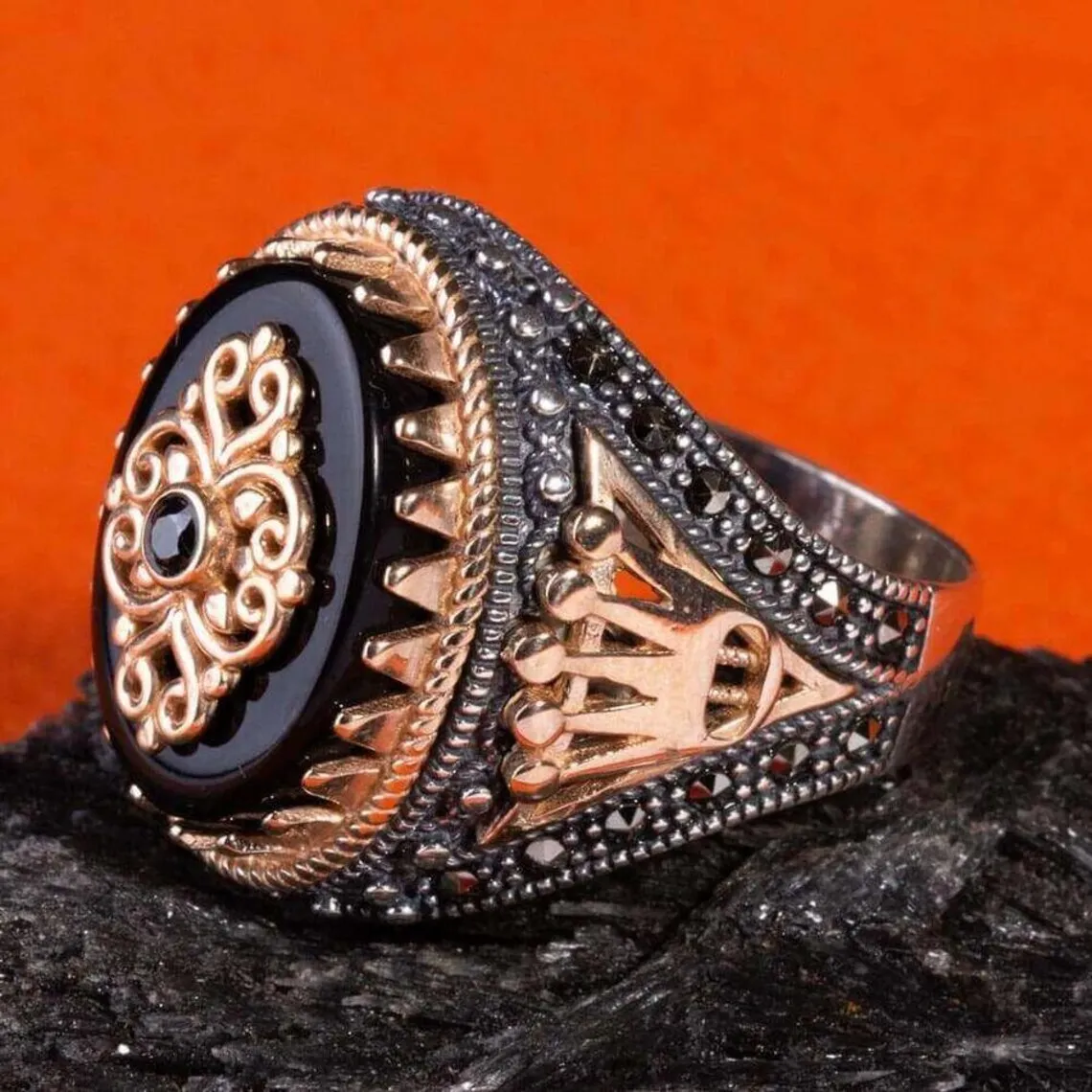 

Новинка, индивидуальное двухцветное мужское кольцо в европейском и американском стиле ретро, внешняя торговля, кольцо с черным агатом ювелирные изделия