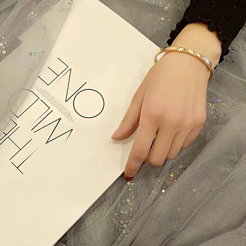 OYJR Roman Numeral Bracelet Couple Bracelet for Boyfriend and Girlfriend Bangles Circlet Women Birthday Gift Jewelry Accessories