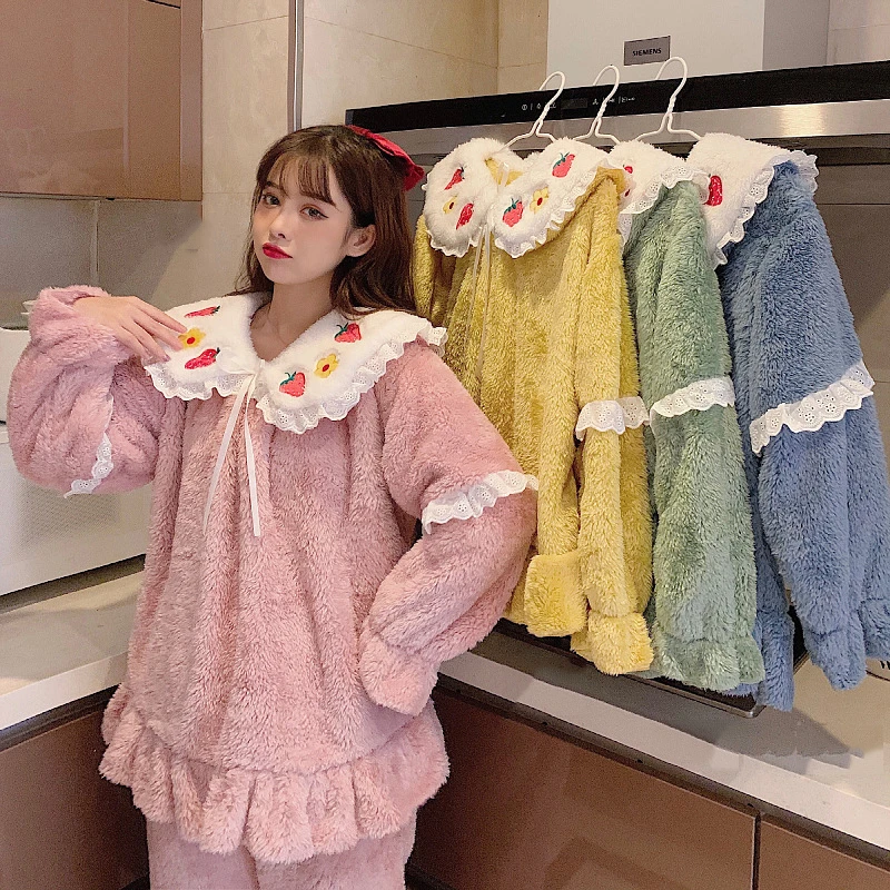 

Winter Women Pajamas Fluffy Kawaii Sweet Pricess Pajama Set Homewear Lounge Sleepwear Plus Size Long Sleeve Strawberry Print
