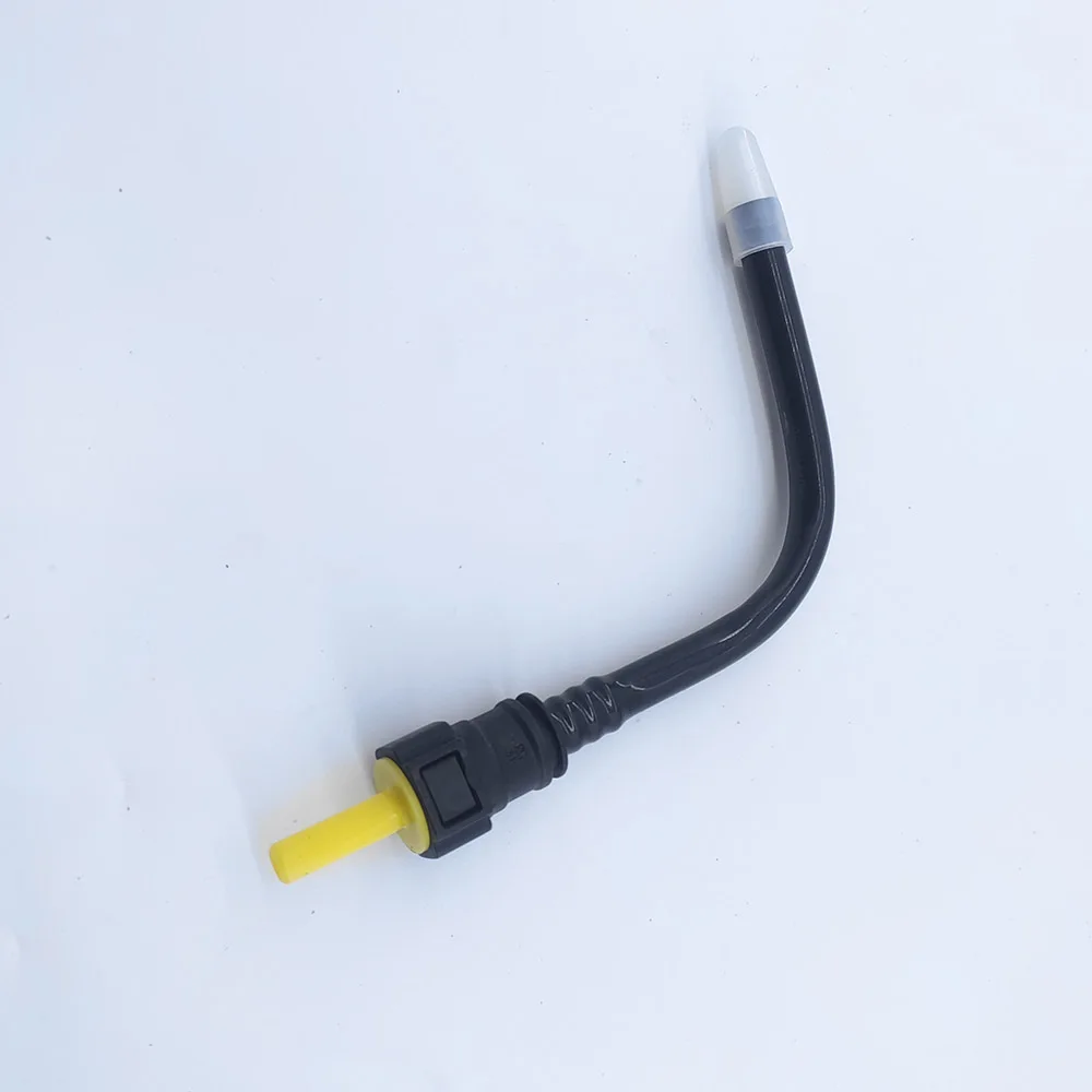 

Подходит для Peugeot 307 рестайлинг 308 / 408 МЕРКОСУР T73 Citroen C4 резервуар тормозной жидкости трубка крышка тормозной масляный горшок 4635A6 463589