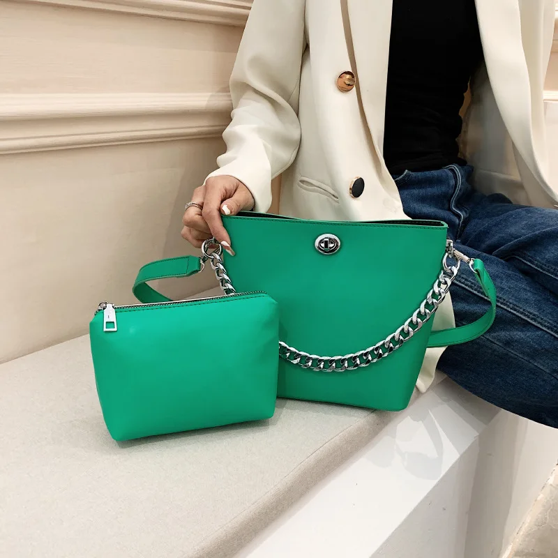 

High Quality Ladies Shoulder Bag2021autumn and Winter New Style Chain Bucket Bag Fashion Solid Color Handbag Messenger Bag Women