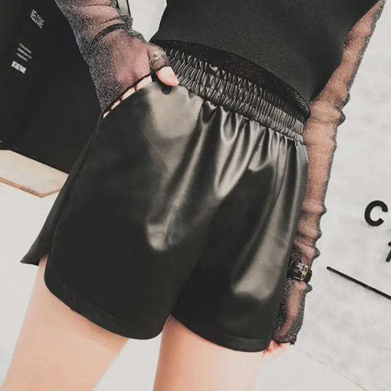 Women's Shorts Vintage PU Leather Shorts High Waist Undefined Drapped Trousers Female Office Wear Shorts