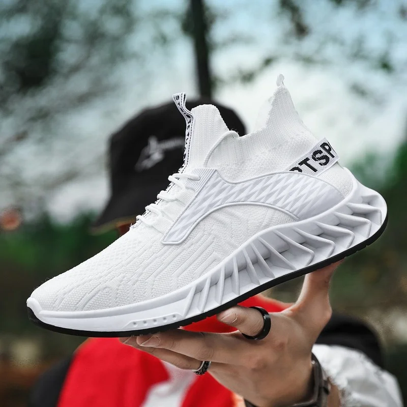 

2022 Spring Autumn New Men Fabric Sports Shoes Sneakers Breathable Casual Light Soft Bottom Running Vulcanization Shoe