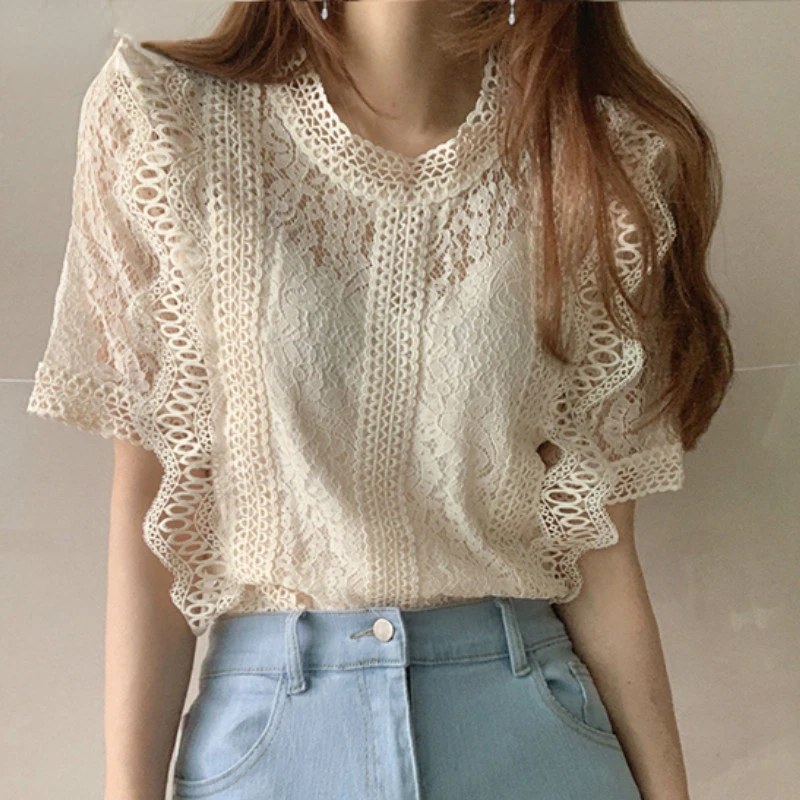 

2022 Cropped Shirts Women Short Sleeve O-Neck Casual Lace Hollow Out Elegant Fashion Retro All-match Slim Summer Chic Top