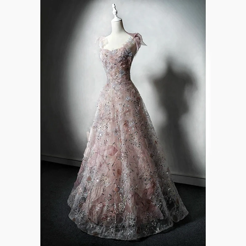Розовые великолепные платья знаменитостей цветочные блестки бисероплетение