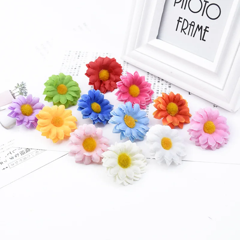 

20pcs 5cm Artificial Chrysanthemums Handmade Silk Wedding Home Decoration Garland Decorative Accessories